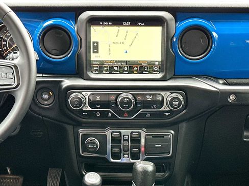 Used 2023 Jeep Wrangler Unlimited Sport AWD/4WD image 26