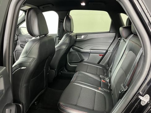 Used 2025 Ford Escape ST-Line image 11