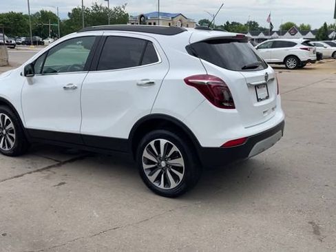 Used 2022 Buick Encore Preferred AWD/4WD image 6