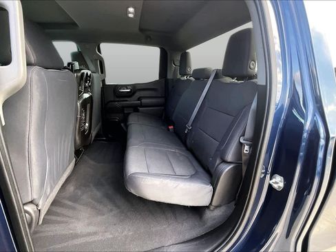 Used 2019 Chevrolet Silverado 1500 Custom w/ Custom Value Package RWD image 17
