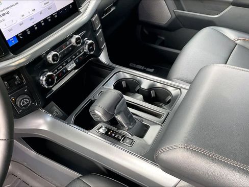 New 2025 Ford F150 Lariat w/ Equipment Group 501A Mid image 7