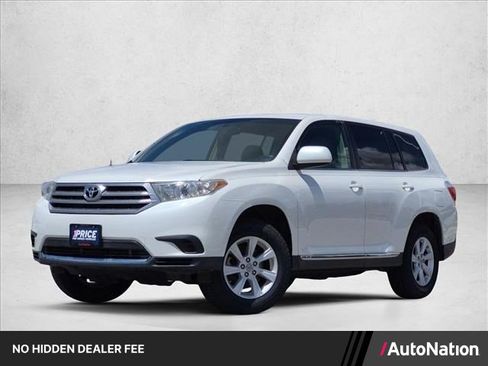 Used 2012 Toyota Highlander FWD image 1