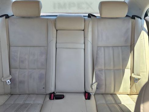 Used 2016 Lexus ES 350 w/ Luxury Package w/Wood Trim FWD image 12