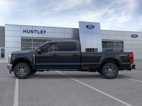 New 2026 Ford F250 Lariat w/ FX4 Off-Road Package image 3