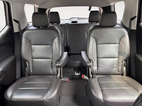 Used 2021 Chevrolet Traverse LT AWD/4WD image 4