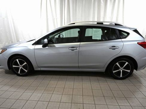 Used 2022 Subaru Impreza Premium image 9