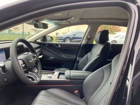 New 2026 Genesis G80 2.5T Advanced image 11