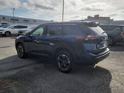 Certified 2024 Nissan Rogue SV image 5