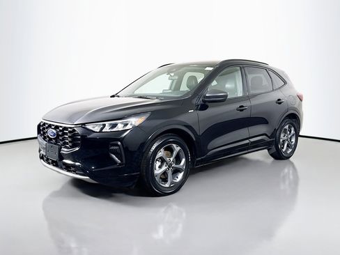 Used 2023 Ford Escape ST-Line image 4