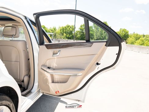 Used 2015 Mercedes-Benz E 350 4MATIC Sedan w/ Premium 1 Package image 43