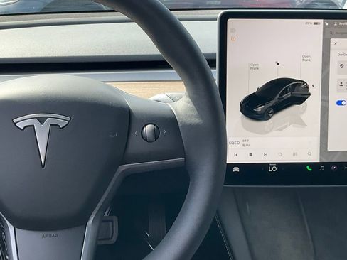 Used 2023 Tesla Model 3 Standard Range RWD image 39