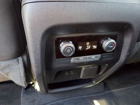 Used 2026 GMC Acadia Elevation w/ Elevation Premium Package image 18