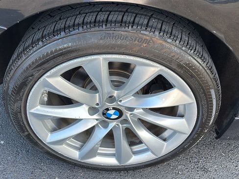 Used 2017 BMW 320i xDrive Sedan AWD/4WD image 36
