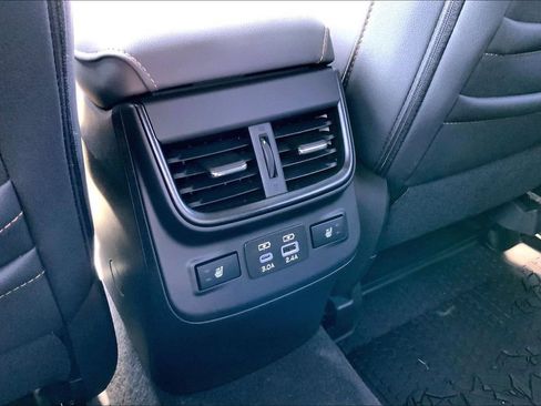 Used 2025 Subaru Outback Wilderness AWD/4WD image 10