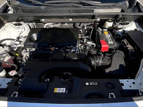 Used 2021 Toyota RAV4 LE image 24