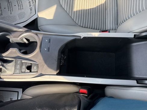 Used 2023 Toyota Camry SE w/ Cold Weather Package image 23