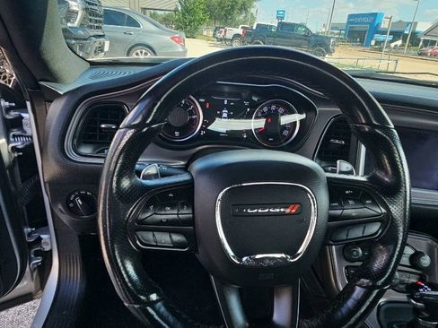 Used 2023 Dodge Challenger GT w/ Performance Handling Group RWD image 13