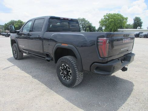 New 2026 GMC Sierra 2500 AT4X AWD/4WD image 9