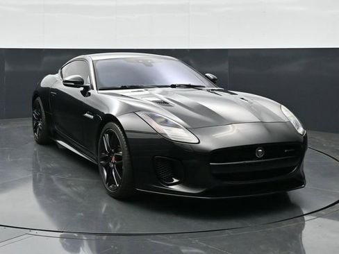 Used 2020 Jaguar F-TYPE R-Dynamic AWD/4WD image 4