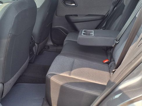 Used 2023 Nissan Rogue SV AWD/4WD image 11
