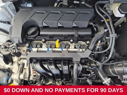 Used 2025 Hyundai Venue SEL FWD image 35