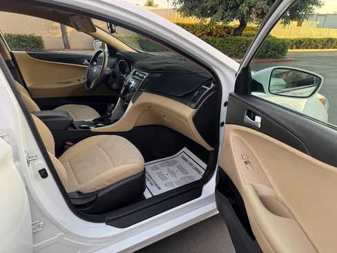 Used 2013 Hyundai Sonata GLS FWD image 10