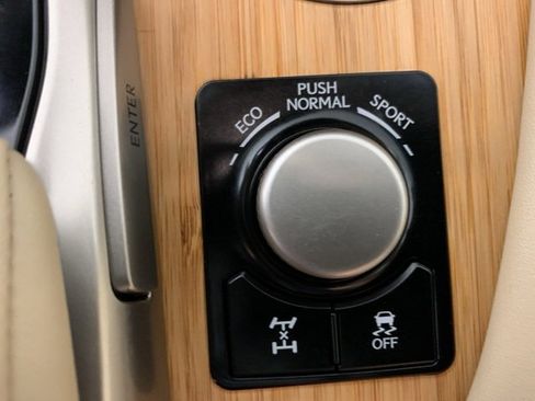 Used 2018 Lexus RX 350L AWD image 28