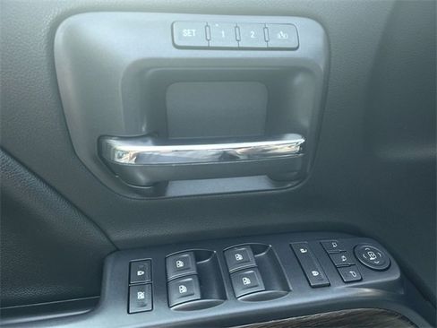 Certified 2018 GMC Sierra 3500 Denali w/ Duramax Plus Package image 30