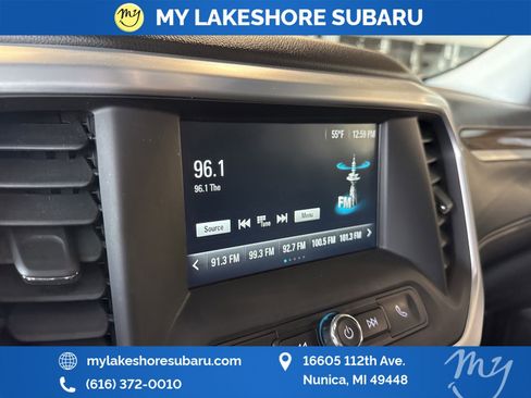 Used 2018 GMC Acadia SLE image 19