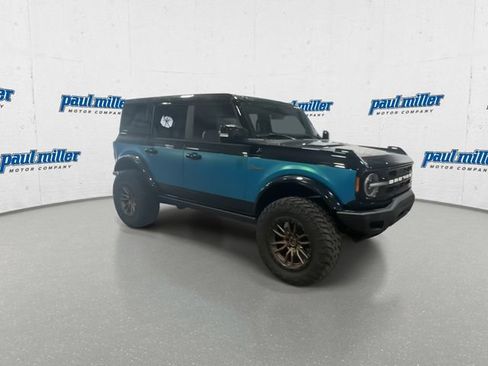 Used 2025 Ford Bronco Outer Banks AWD/4WD image 4