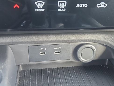 New 2026 Nissan Sentra SV w/ Floor Mat Package image 15