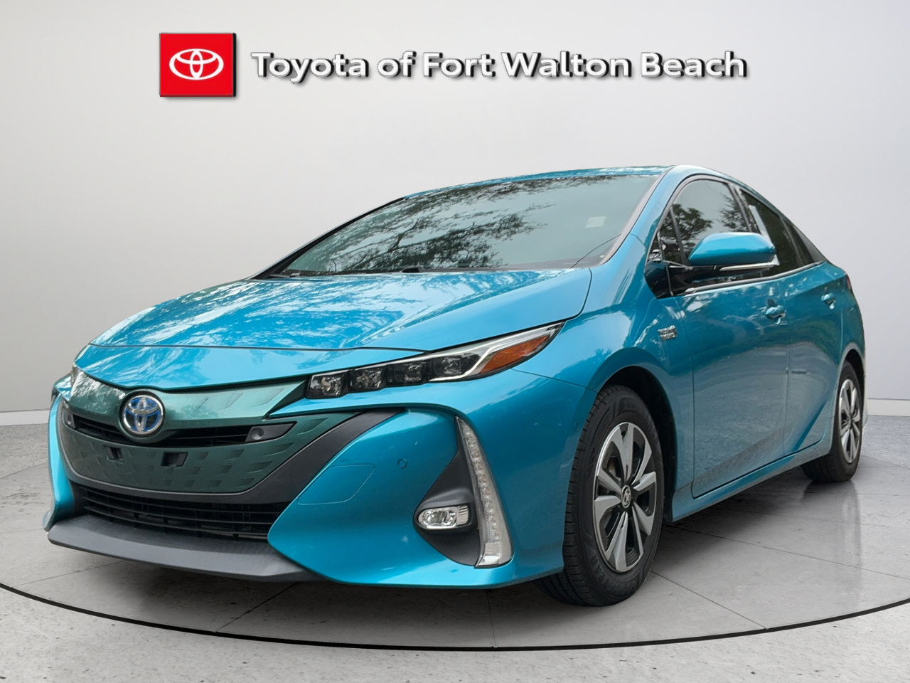 Used 2019 Toyota Prius Prime Advanced FWD image 1