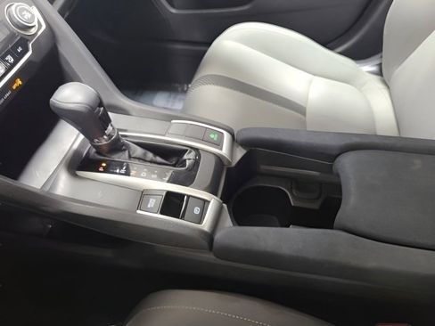 Used 2017 Honda Civic LX image 29