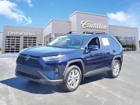 Used 2025 Toyota RAV4 XLE Premium w/ Weather Package AWD/4WD image 1