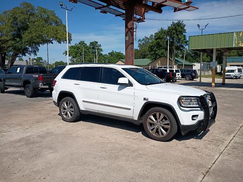 Used 2013 Jeep Grand Cherokee Laredo RWD image 8