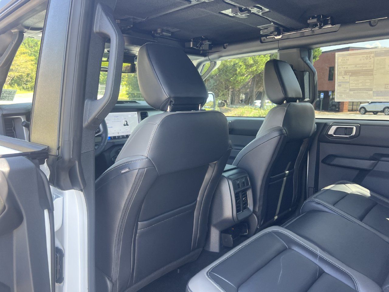 New 2026 Ford Bronco Outer Banks AWD/4WD image 15
