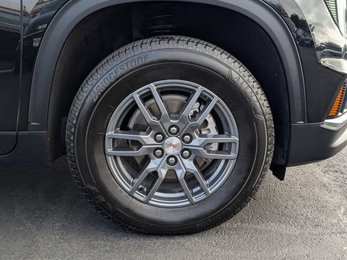 Used 2025 GMC Acadia Elevation AWD/4WD image 8