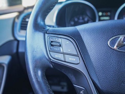 Used 2017 Hyundai Santa Fe Sport image 24