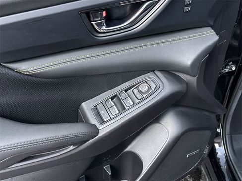 Certified 2025 Subaru Ascent Bronze Edition w/ Onyx Package image 21