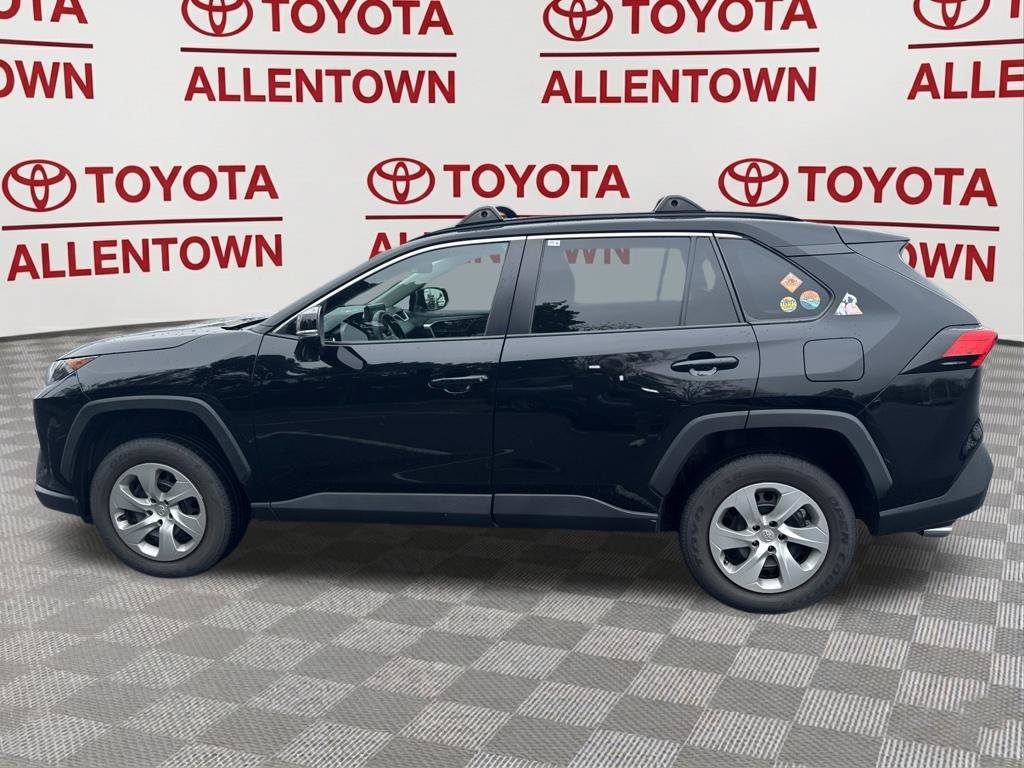 Used 2021 Toyota RAV4 LE AWD/4WD image 8