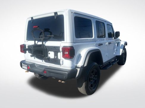 Used 2023 Jeep Wrangler Unlimited Rubicon 392 w/ Xtreme Recon 35" Tire Package image 6