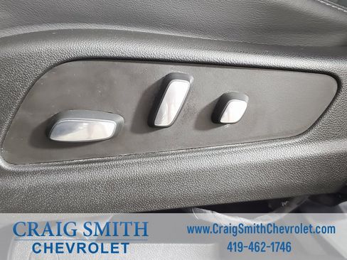 Used 2023 Cadillac XT6 Premium Luxury image 38