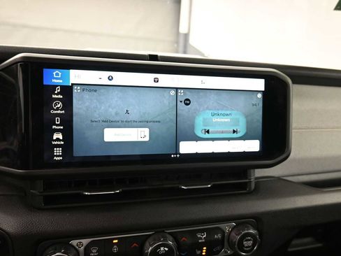 Used 2024 Jeep Wrangler Sport AWD/4WD image 12