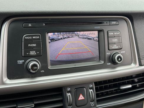 Used 2016 Kia Optima LX image 23