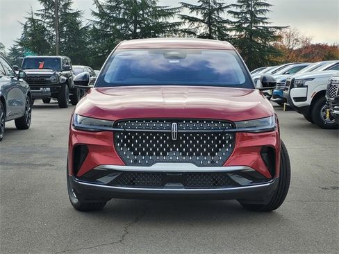 New 2026 Lincoln Nautilus Premier image 3