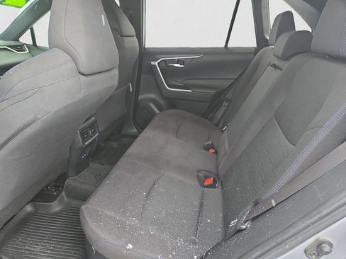 Used 2022 Toyota RAV4 SE w/ Convenience Package image 15