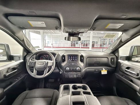 New 2026 GMC Sierra 2500 Pro w/ Convenience Package image 23