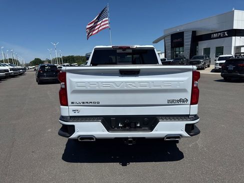 New 2026 Chevrolet Silverado 1500 High Country AWD/4WD image 4