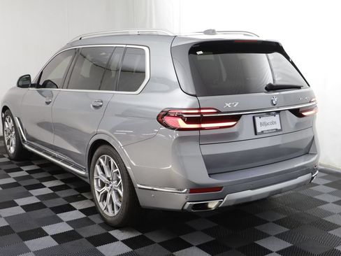 Used 2023 BMW X7 xDrive40i w/ Premium Package AWD/4WD image 17