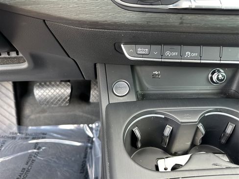 Used 2019 Audi A4 2.0T Premium w/ 18" Wheel Package image 35